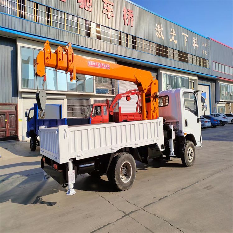 瑞穗乡三轮随车吊定制 农用改装机自备吊中瑞长期出售